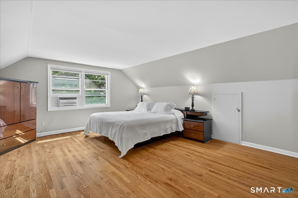 22 Cloverdale Avenue Shelton CT 06484