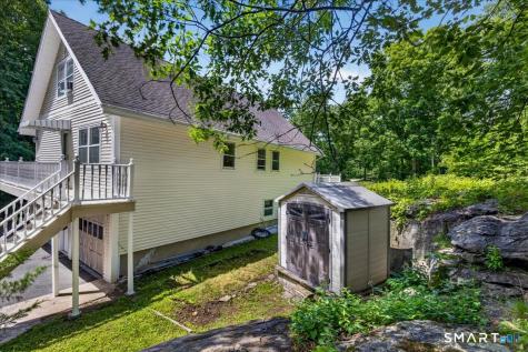 22 Cloverdale Avenue Shelton CT 06484