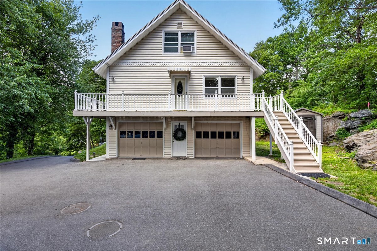 22 Cloverdale Avenue Shelton CT 06484