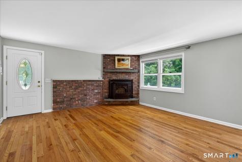 22 Cloverdale Avenue Shelton CT 06484