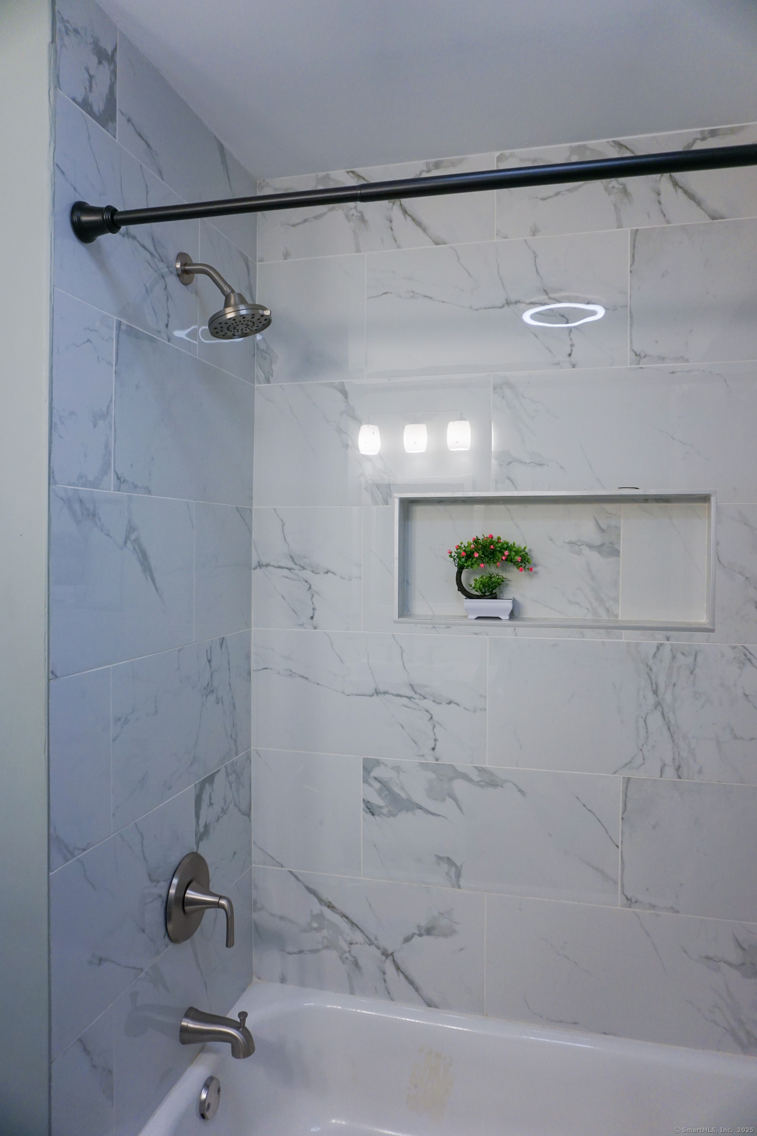 381 Oak Street East Hartford CT 06118