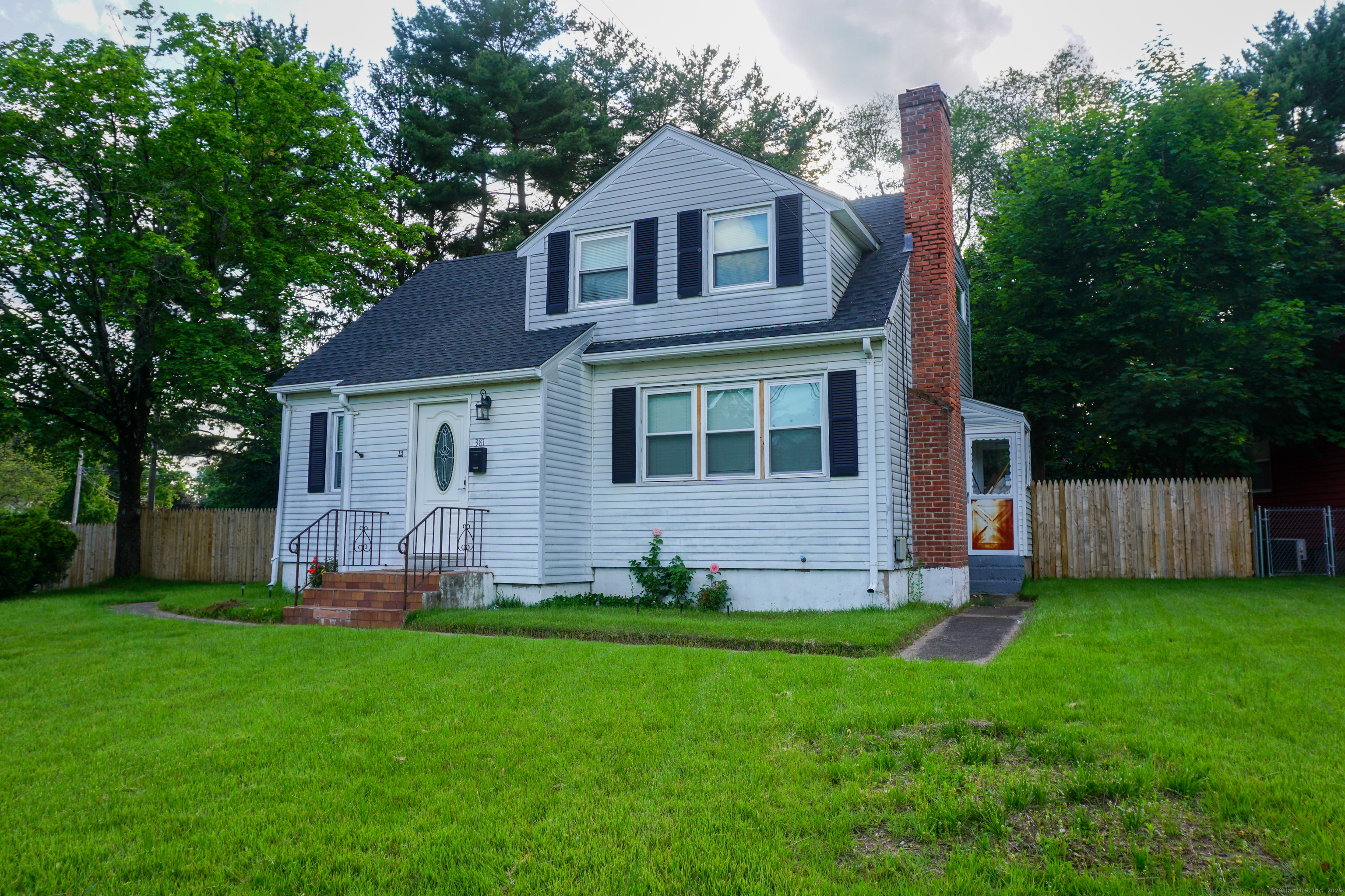 381 Oak Street East Hartford CT 06118