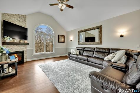 3 Bigwood Lane Burlington CT 06013