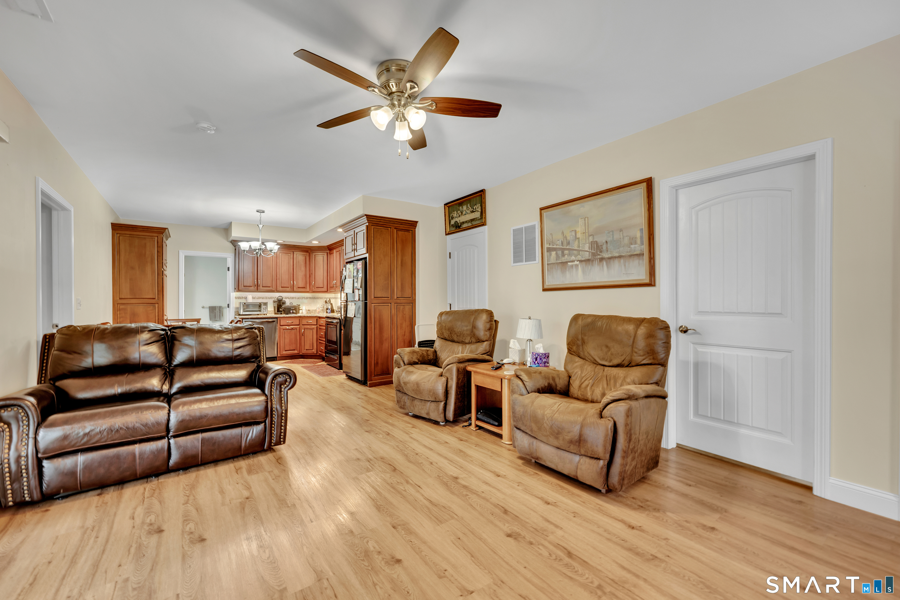 3 Bigwood Lane Burlington CT 06013
