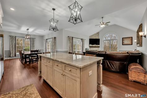 3 Bigwood Lane Burlington CT 06013