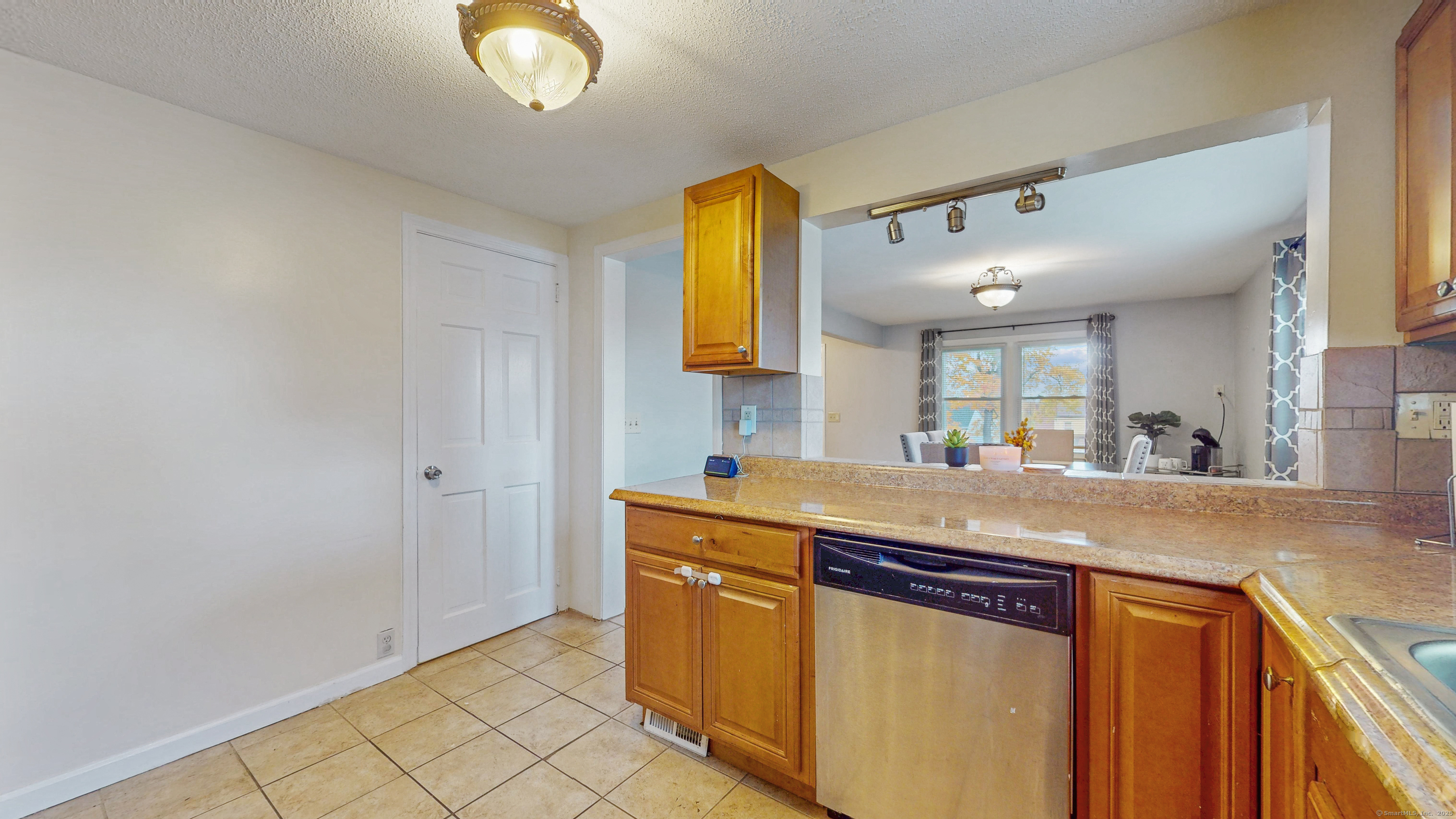 136 Amherst Street Hartford CT 06106