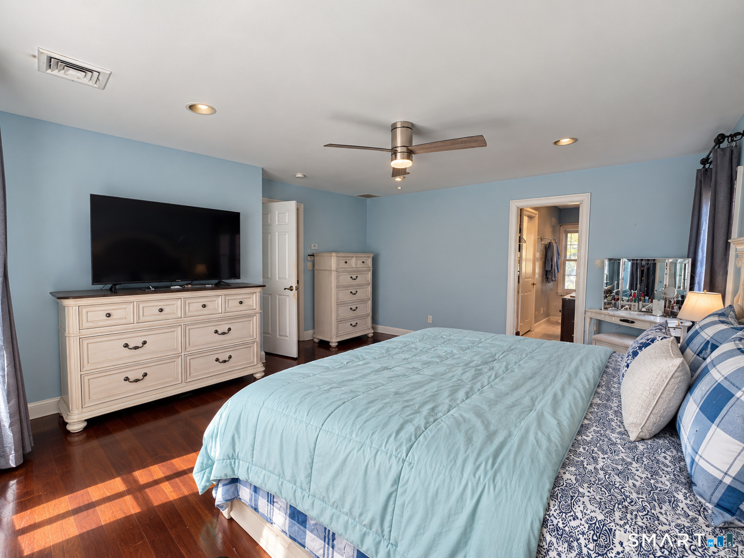18 Deerfield Road Waterford CT 06385