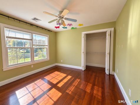 18 Deerfield Road Waterford CT 06385