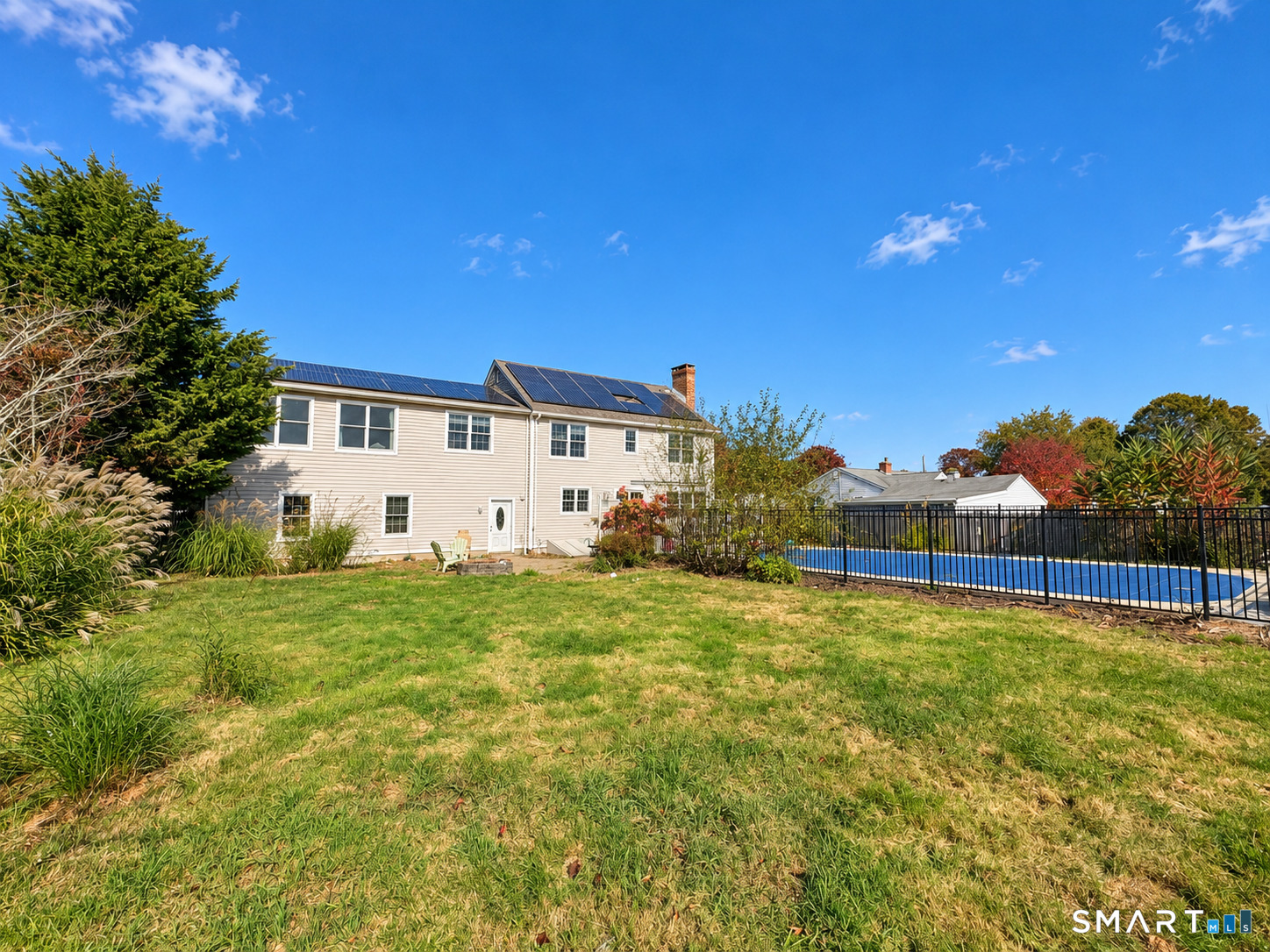 18 Deerfield Road Waterford CT 06385