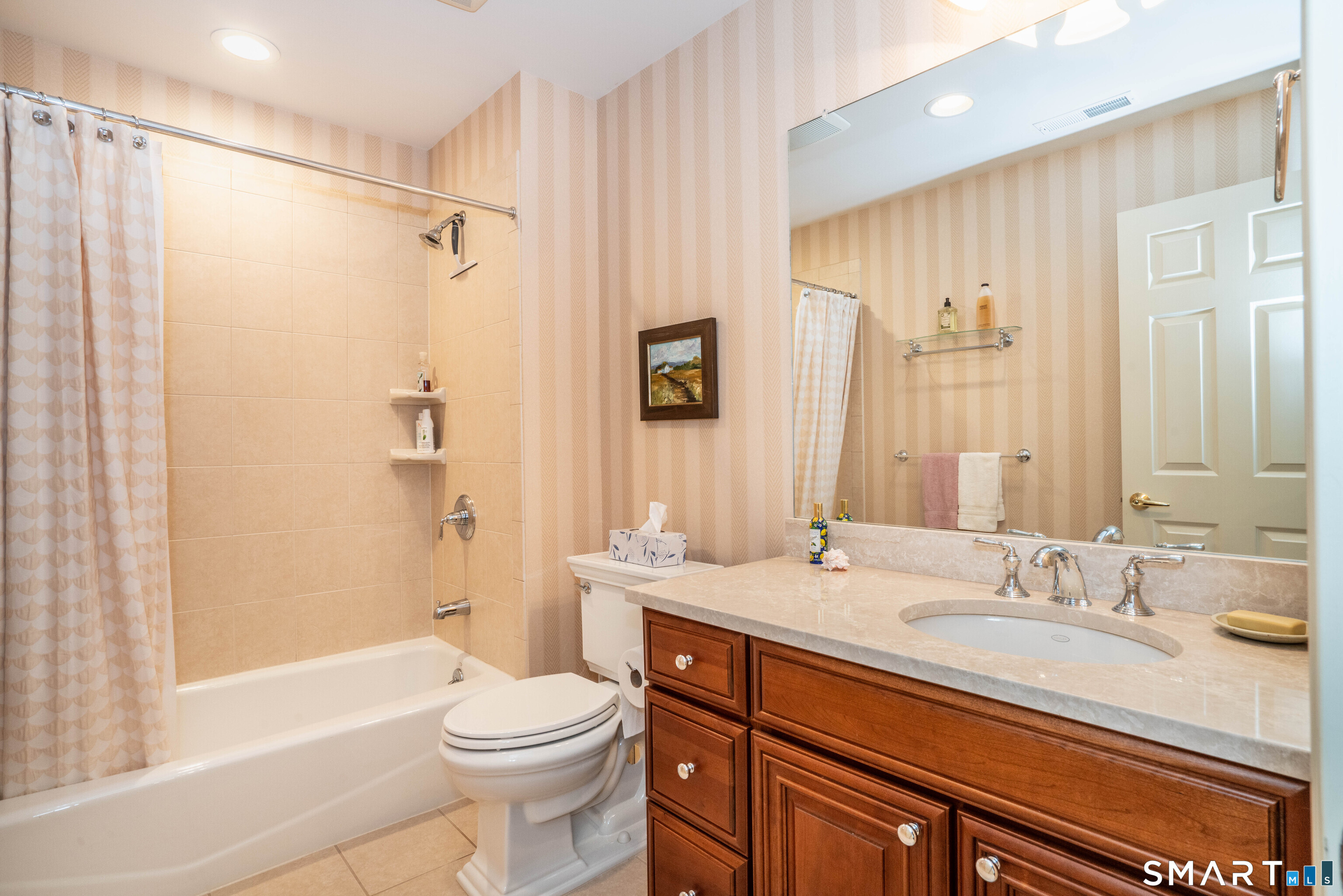 6 Spy Glass Circle Bloomfield CT 06002