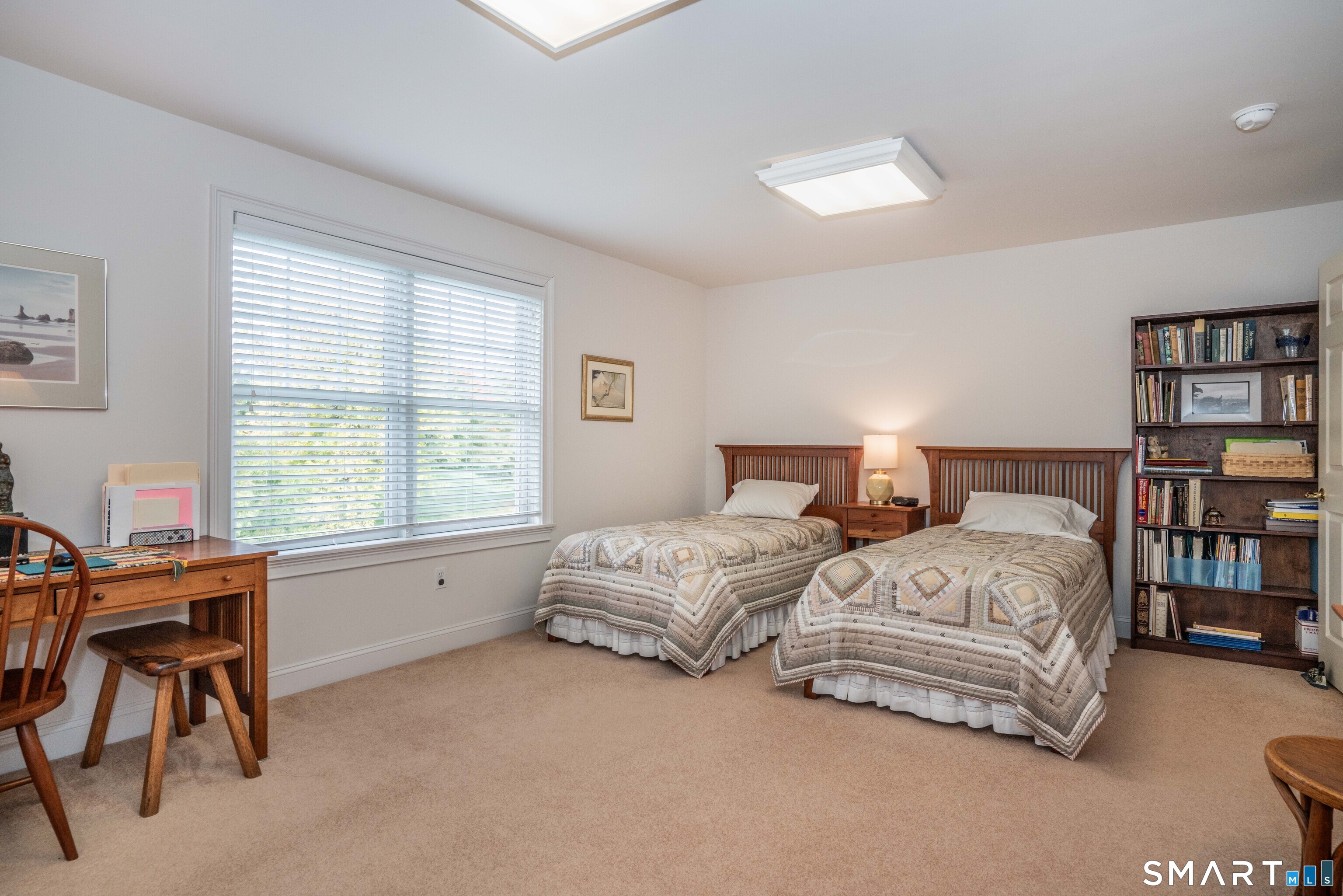 6 Spy Glass Circle Bloomfield CT 06002