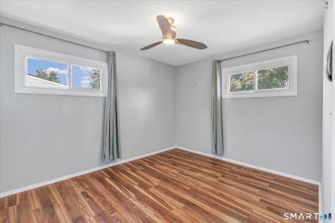 23 Alan Drive Ansonia CT 06401