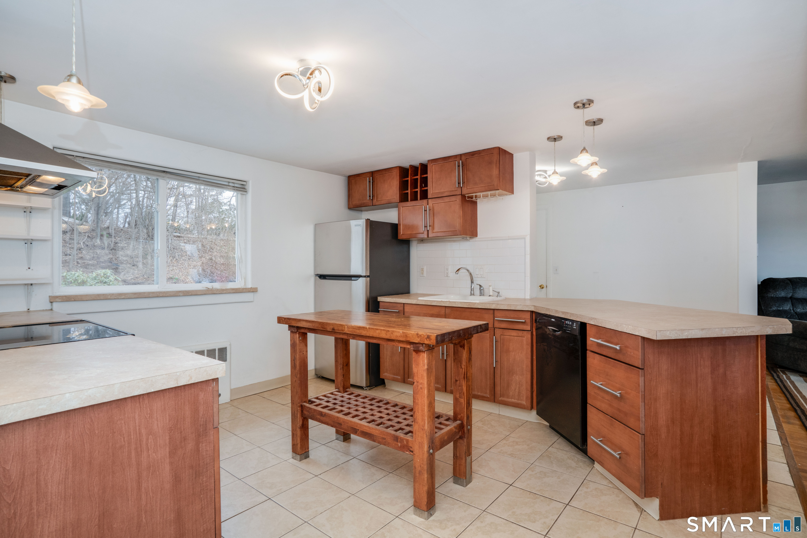 422 South Main Street West Hartford CT 06110