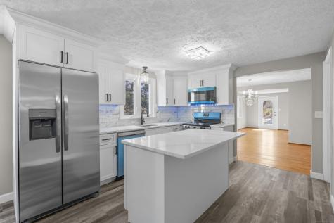 98 Woodland Avenue Bloomfield CT 06002