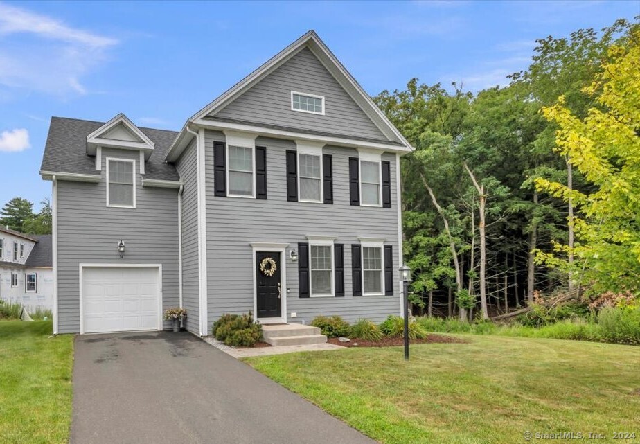 54 Cambridge Court Simsbury CT 06070
