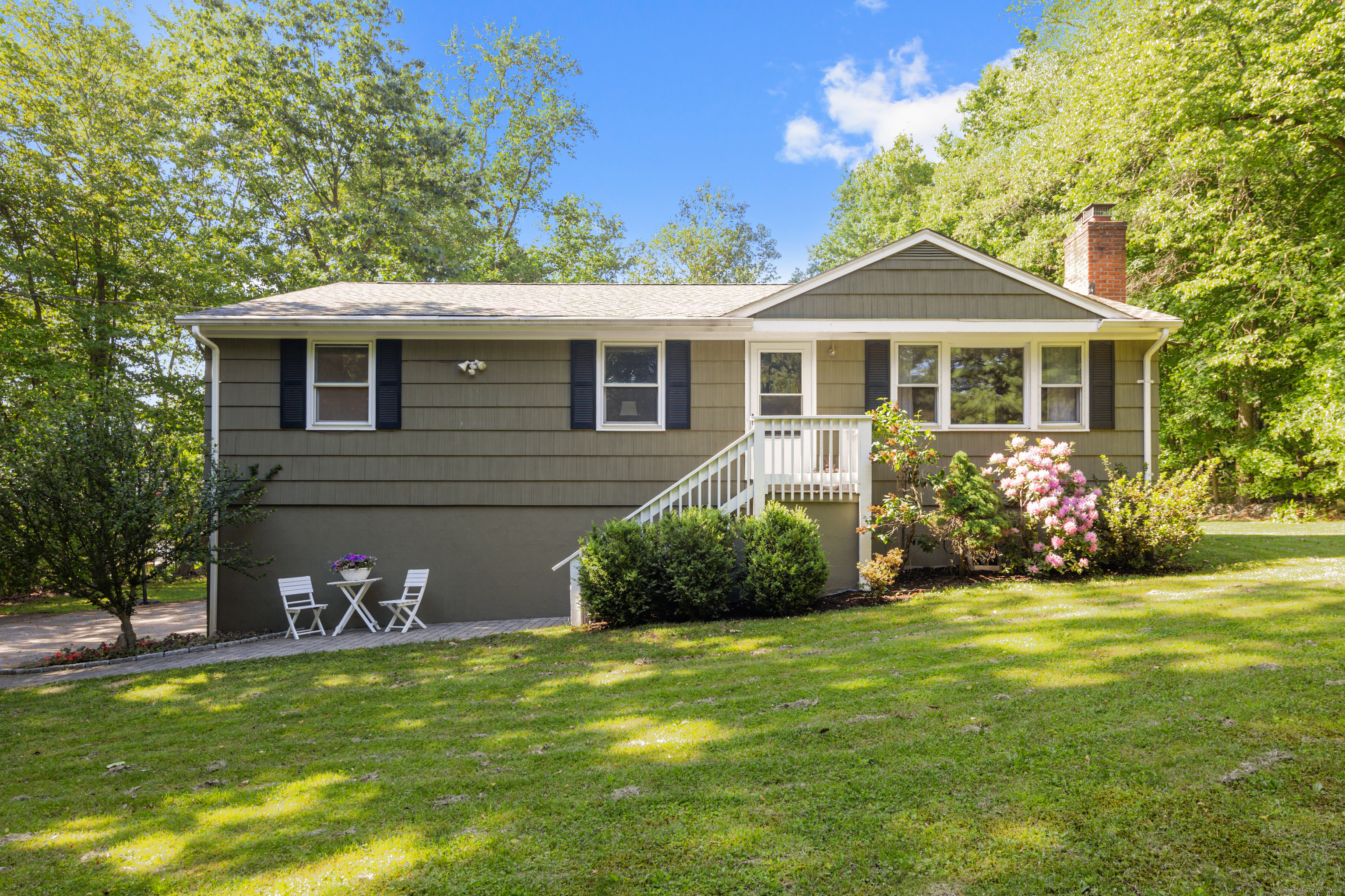 53 Anthony Lane New Canaan CT 06840