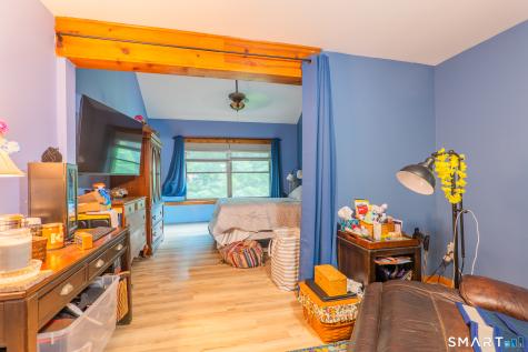 19 Vidich Lane Naugatuck CT 06770
