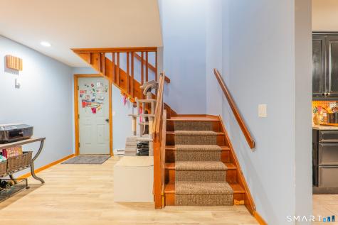 19 Vidich Lane Naugatuck CT 06770