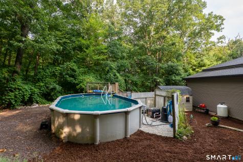 19 Vidich Lane Naugatuck CT 06770