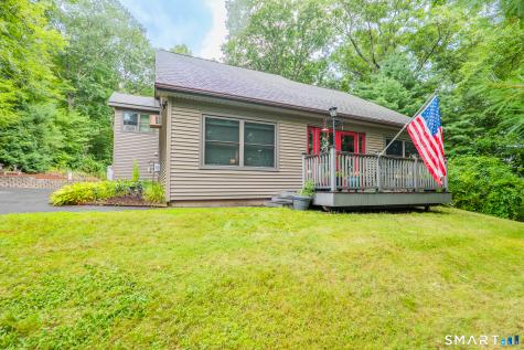 19 Vidich Lane Naugatuck CT 06770