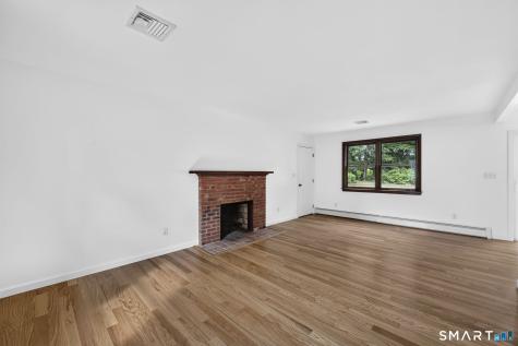 18 Old Parish Drive South Windsor CT 06074