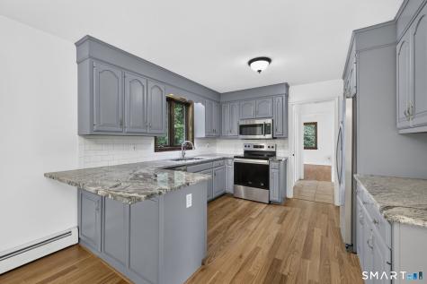 18 Old Parish Drive South Windsor CT 06074