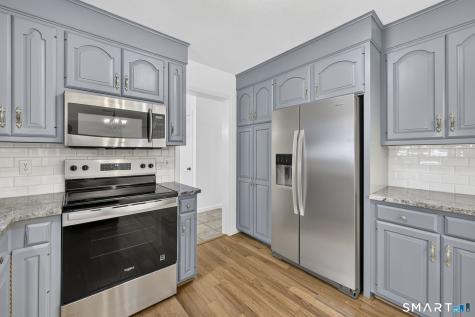 18 Old Parish Drive South Windsor CT 06074