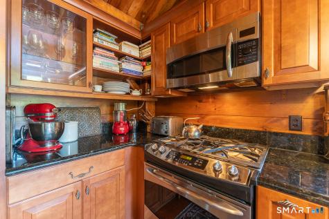 71 Mystic Road North Stonington CT 06359