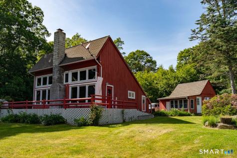 71 Mystic Road North Stonington CT 06359