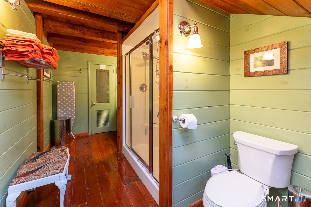 71 Mystic Road North Stonington CT 06359