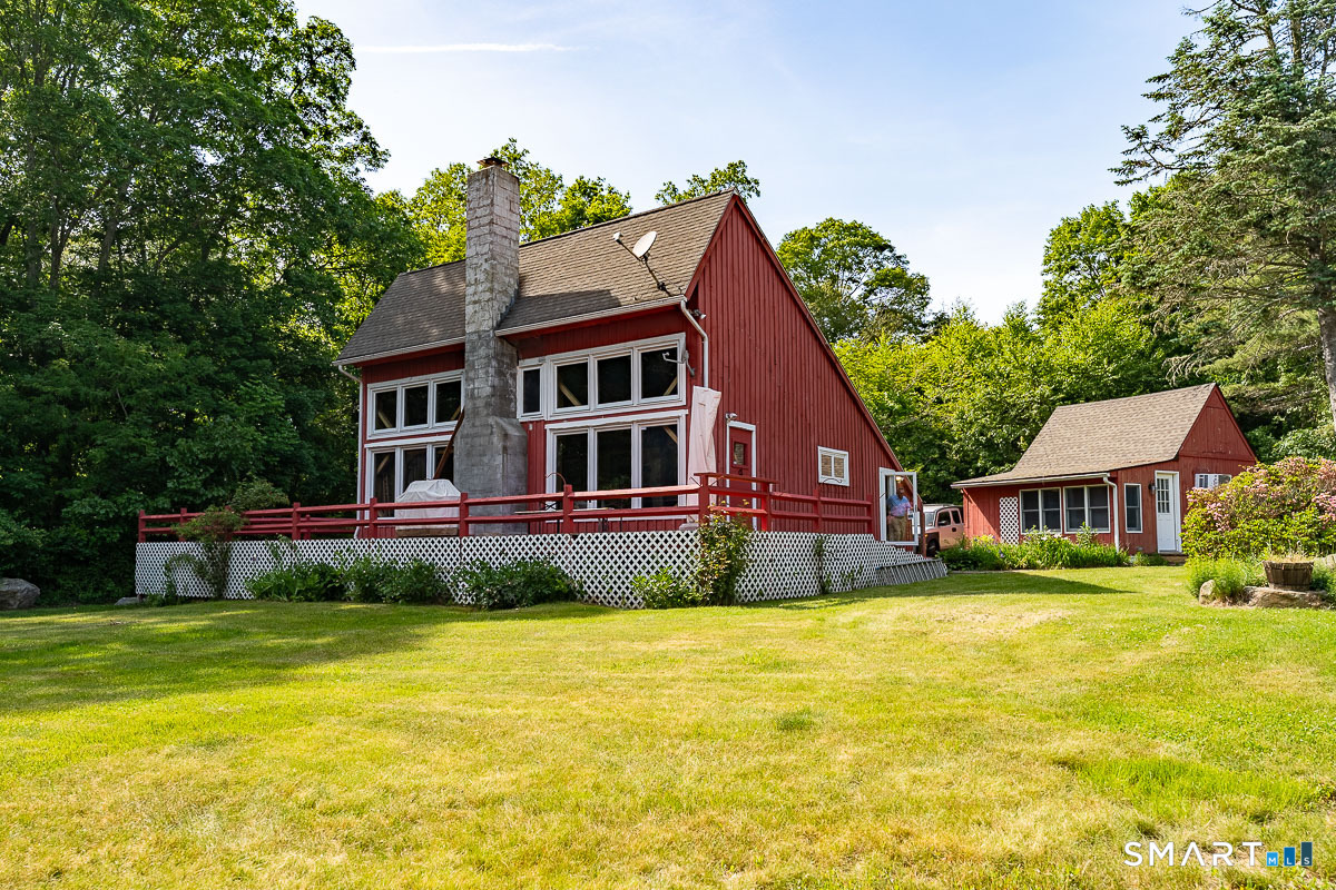 71 Mystic Road North Stonington CT 06359