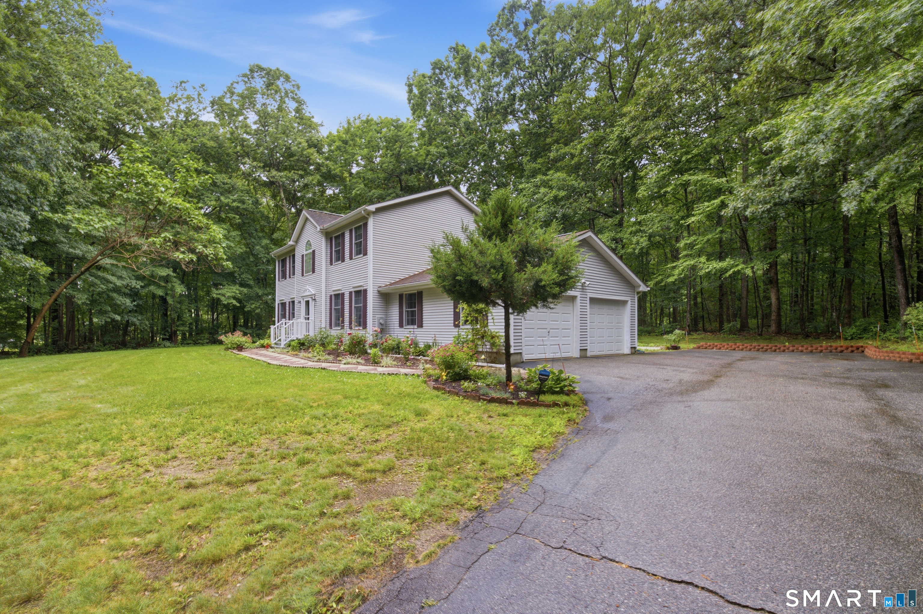 17 Dean Road East Lyme CT 06333