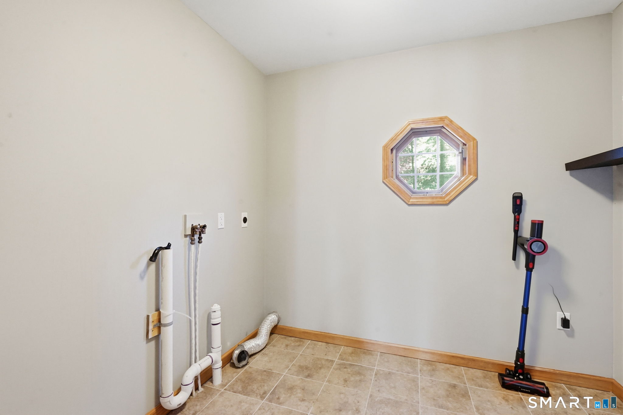 35 Tabor Road Enfield CT 06082