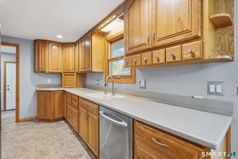 35 Tabor Road Enfield CT 06082