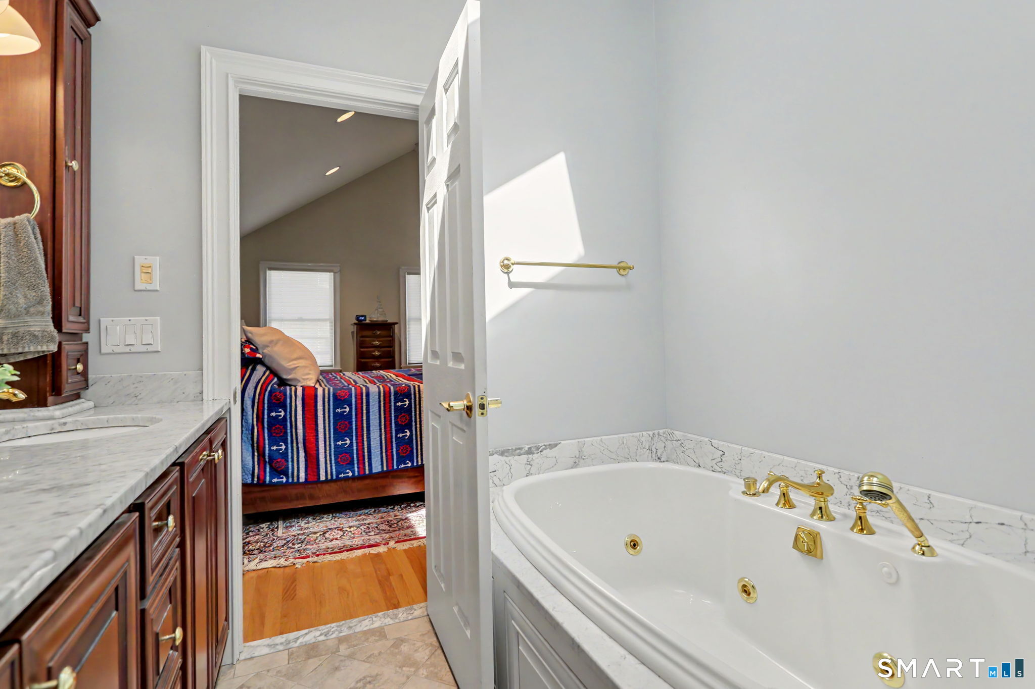 25 Warren Avenue Fairfield CT 06825