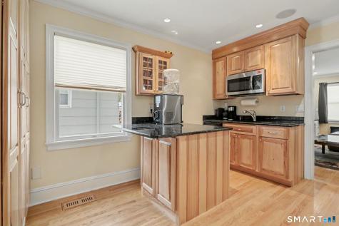 25 Warren Avenue Fairfield CT 06825