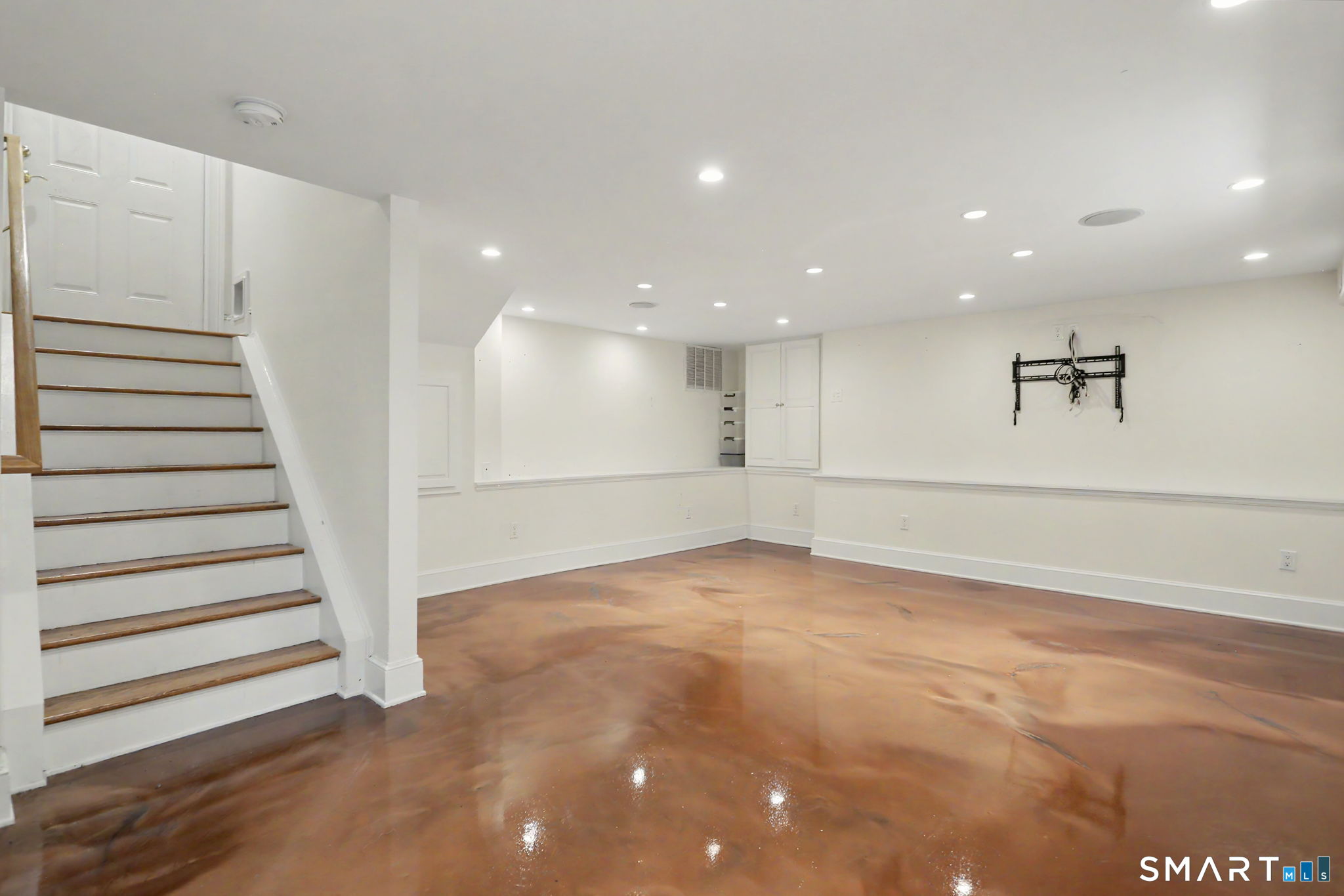 25 Warren Avenue Fairfield CT 06825