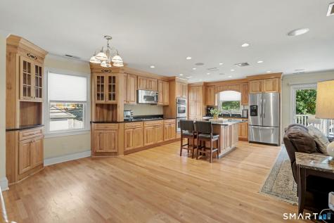 25 Warren Avenue Fairfield CT 06825
