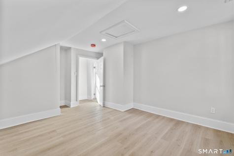 39 Edwards Street Hamden CT 06517