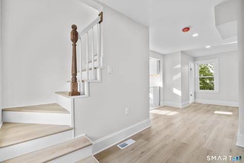 39 Edwards Street Hamden CT 06517
