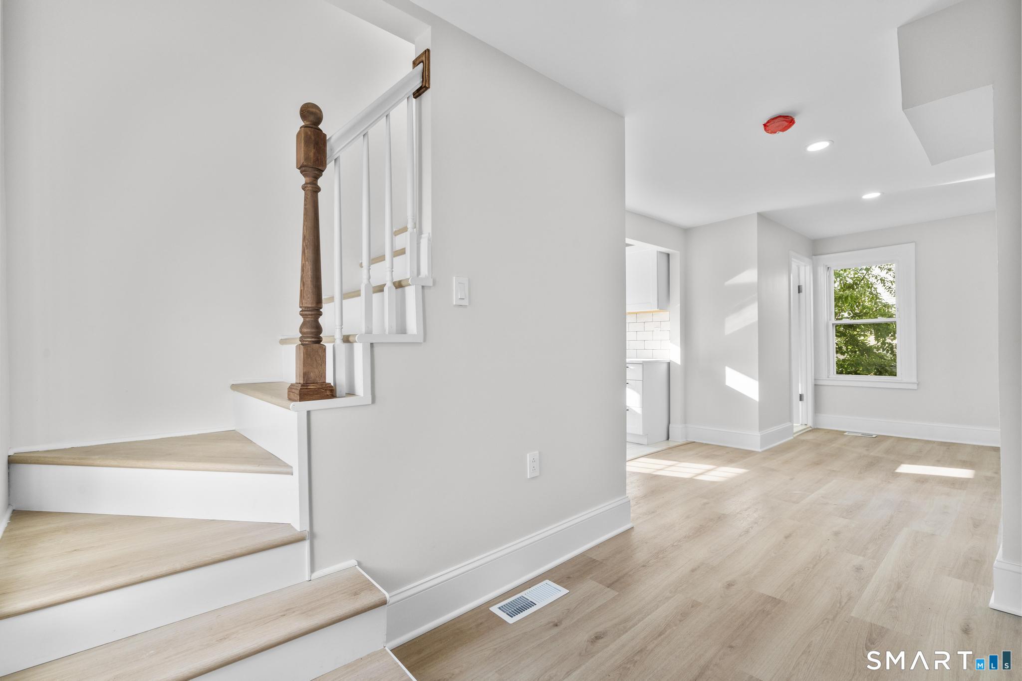 39 Edwards Street Hamden CT 06517