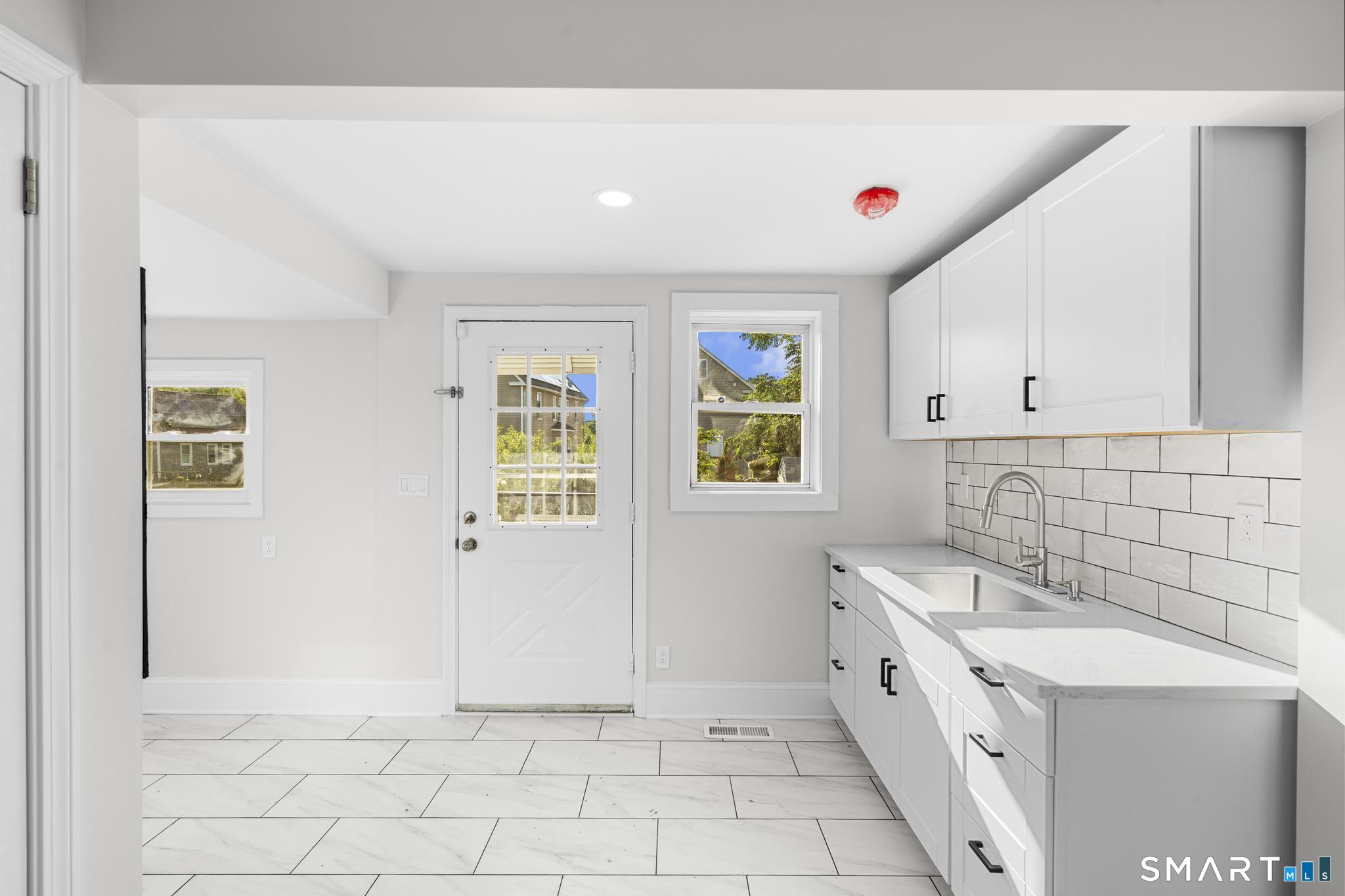 39 Edwards Street Hamden CT 06517