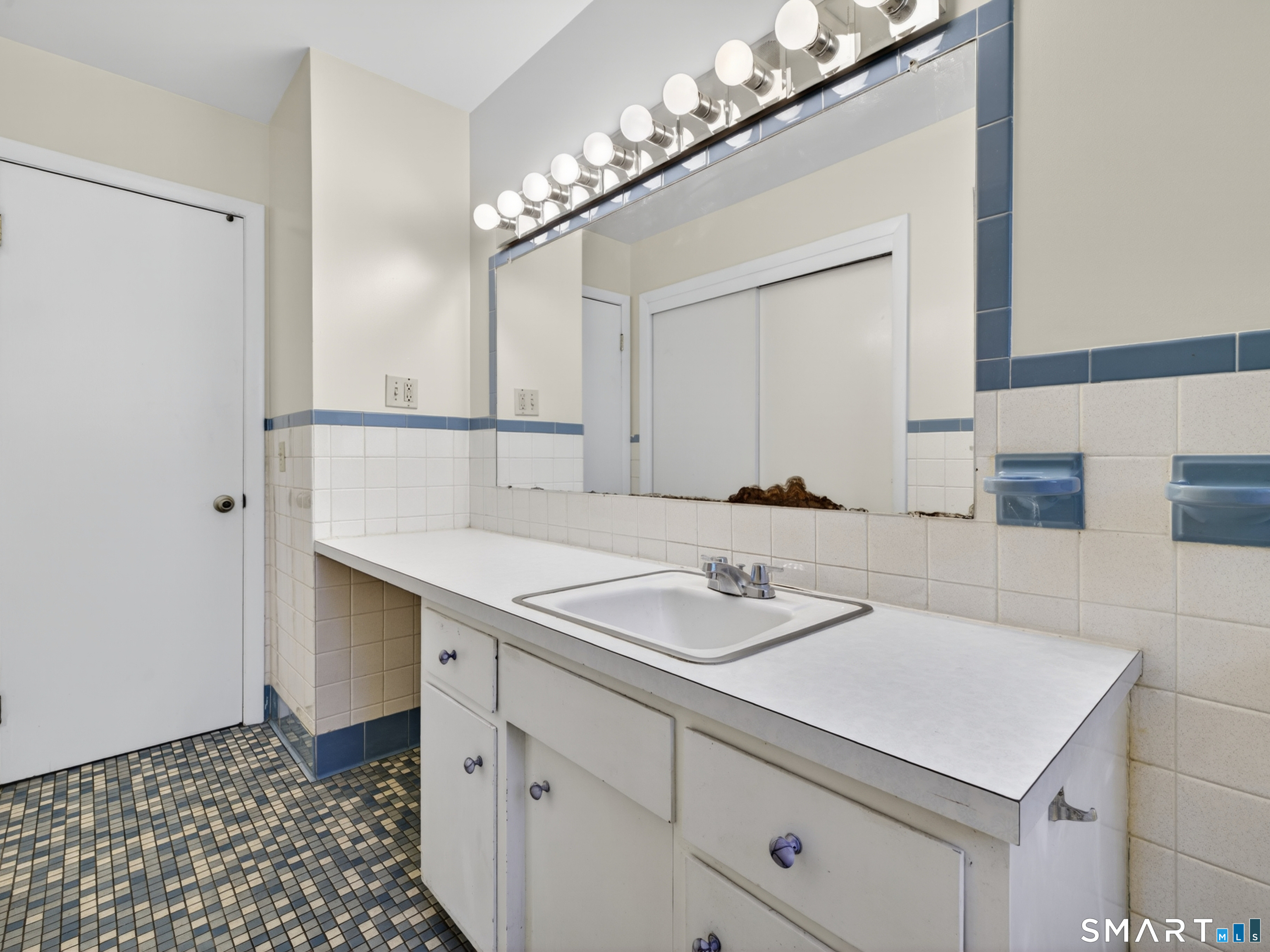 34 Riched Lane Montville CT 06382