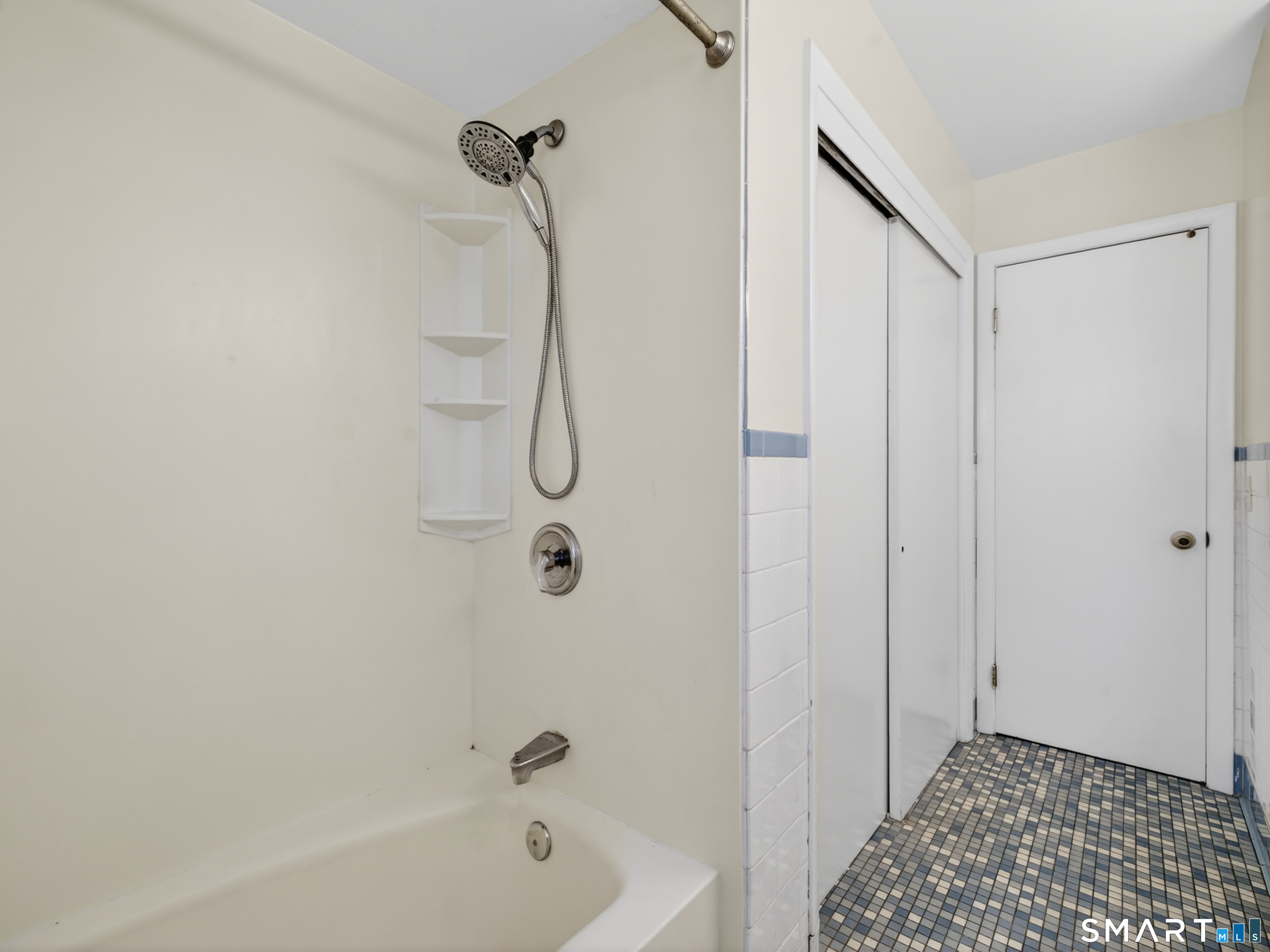 34 Riched Lane Montville CT 06382