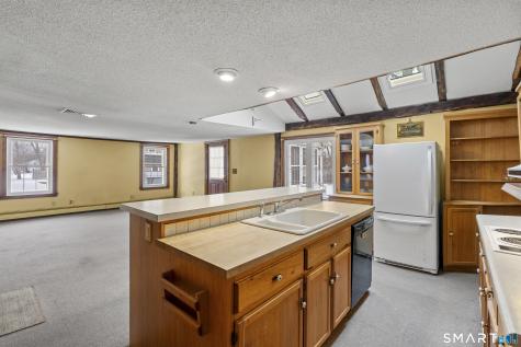 392 Boston Neck Road Suffield CT 06078