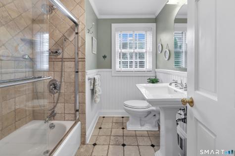 233 West Main Street Milford CT 06460