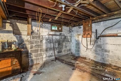 250 Pilgrim Road Bridgeport CT 06610