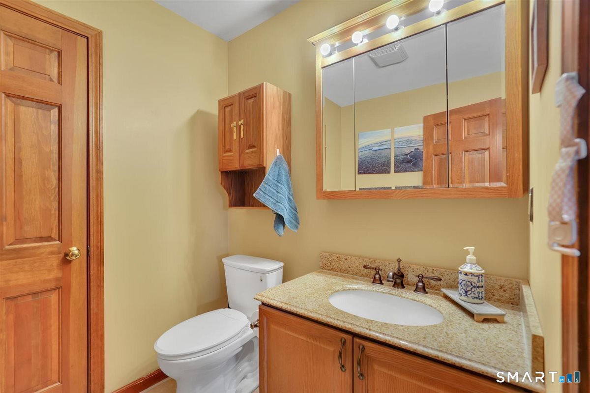 17 Eileen Lane Enfield CT 06082