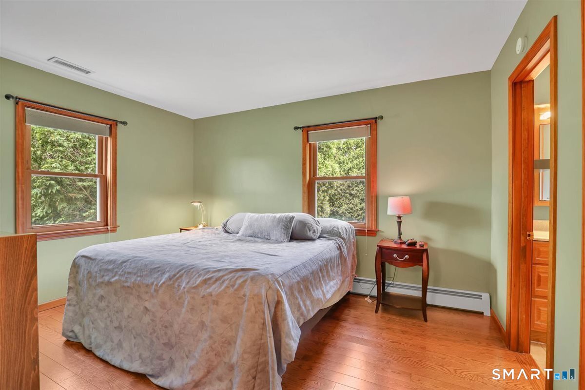 17 Eileen Lane Enfield CT 06082