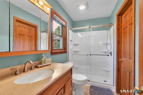 17 Eileen Lane Enfield CT 06082